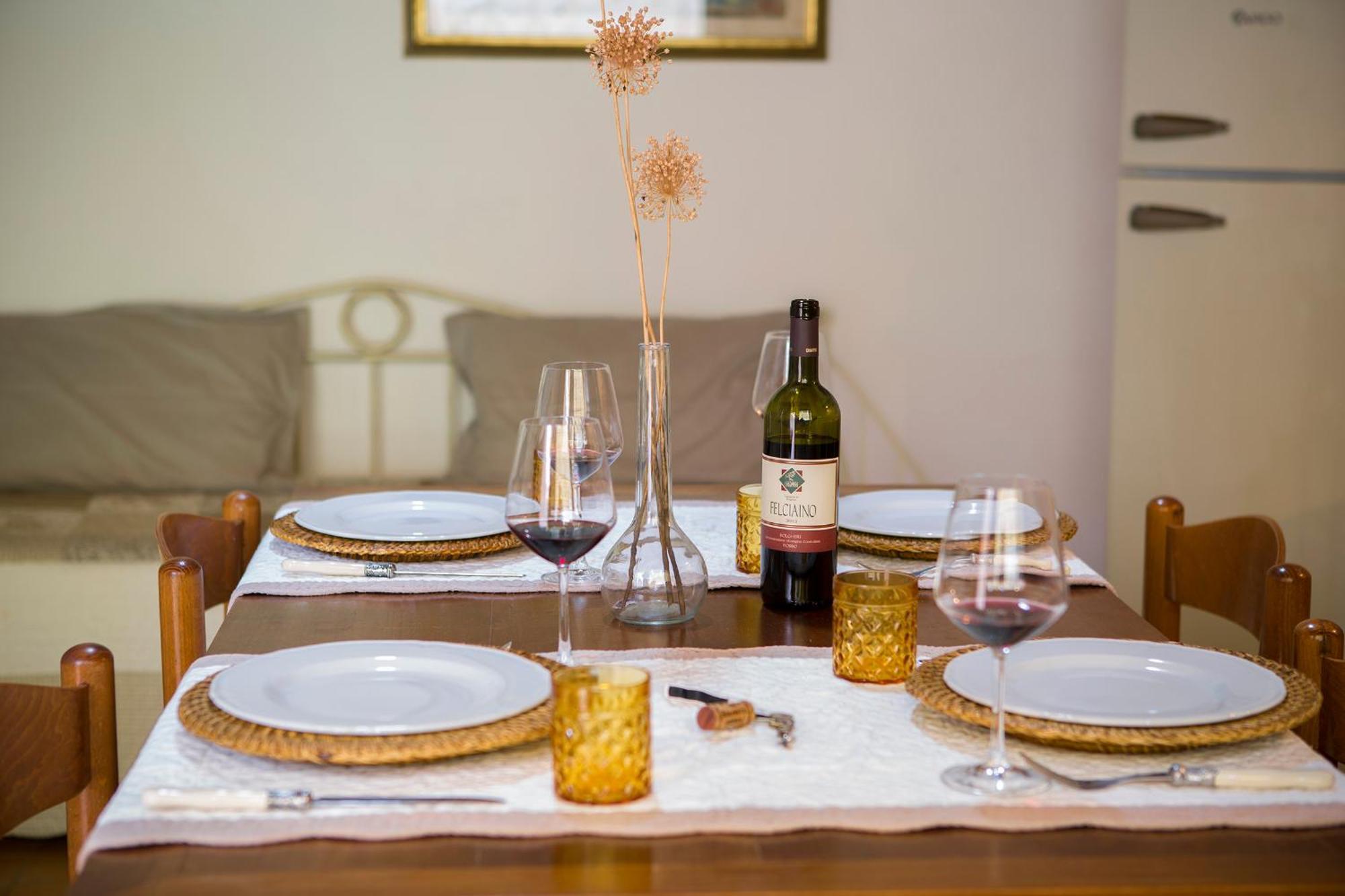 Agriturismo Tra Gli Ulivi, Chiappini Winery 볼게리 외부 사진